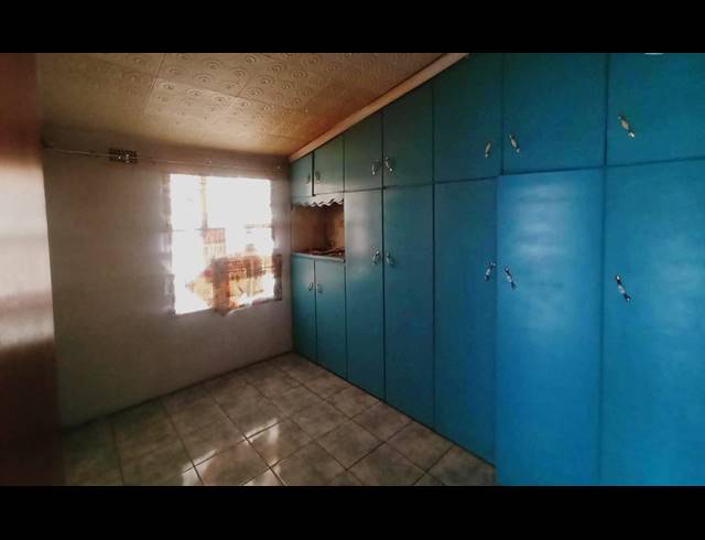 2 BEDROOM FREESTANDING FOR SALE IN BAKERVILLE HEIGHTS